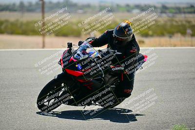 media/Apr-13-2025-TrackXperience (Sun) [[fb1ef998a6]]/Level 2 (Intermediate)/Turn 8 (Session 3)/